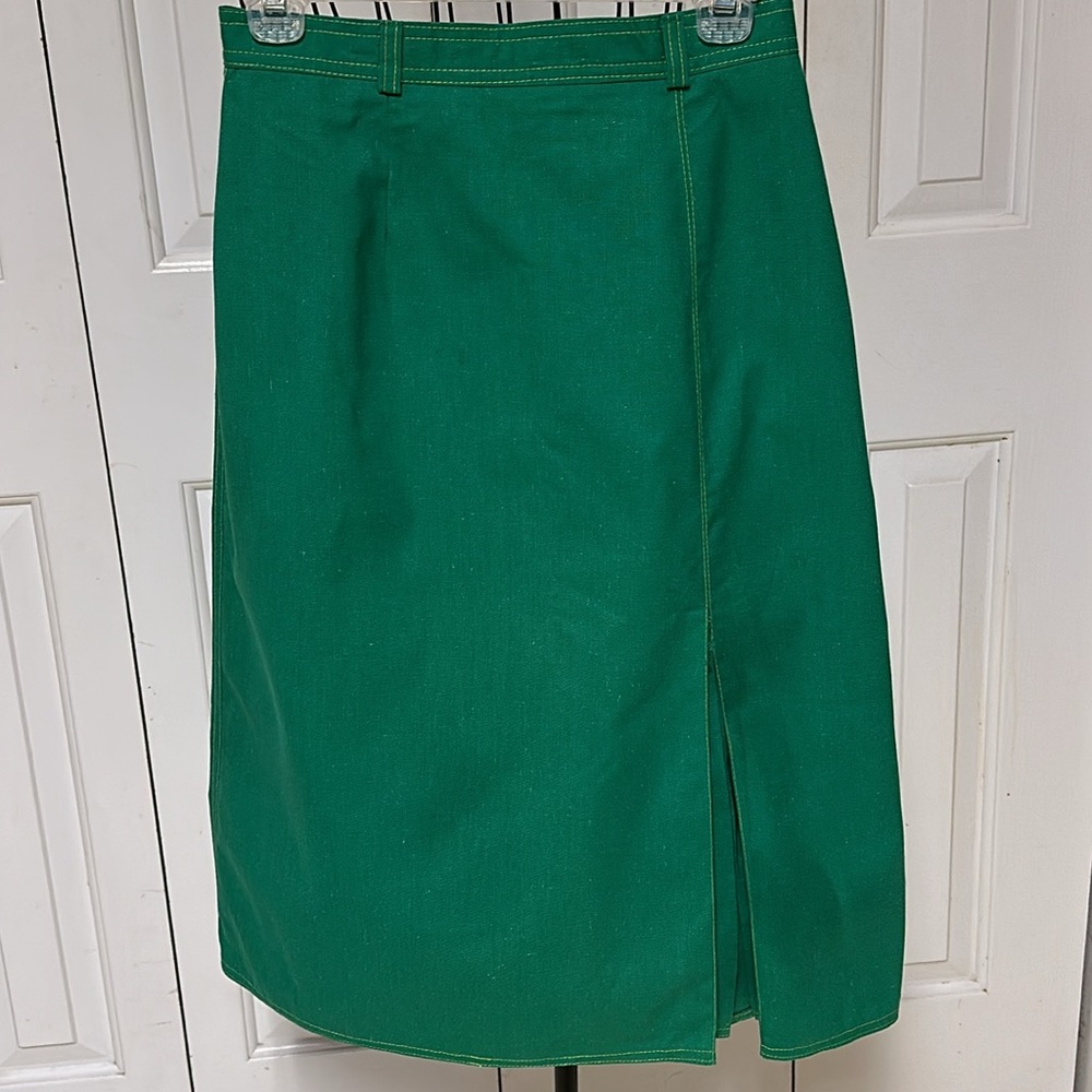 Zig Zag Vintage pencil skirt in khaki green size small